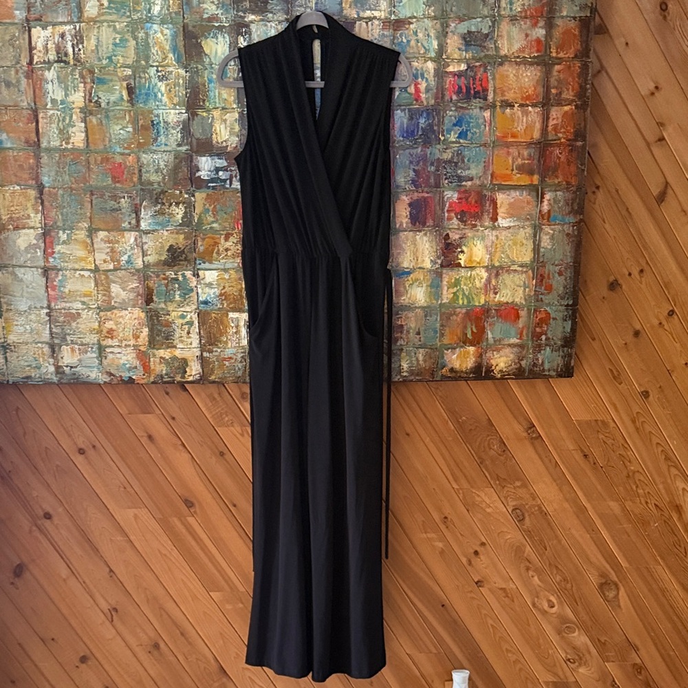 Women’s Black Sleeveless Wide-Leg Jumpsuit with Tie Waist & Pockets – Size Large